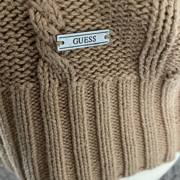 Guess Golden Brownish cable short sleeve sweater. - Picture 7 of 7